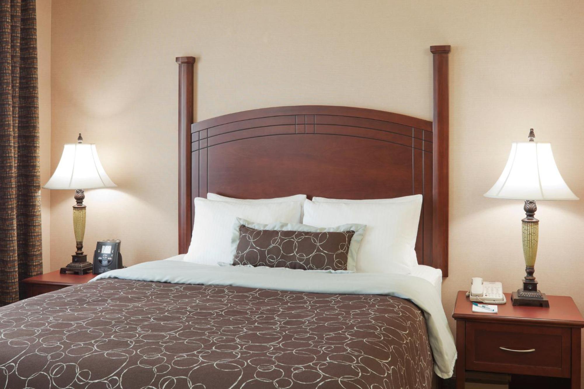 Staybridge Burlington By Ihg 3*