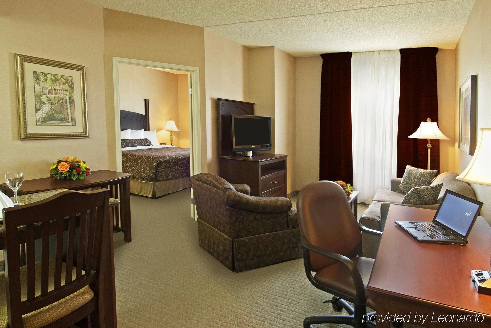 Hotel Staybridge Burlington By Ihg 3*
